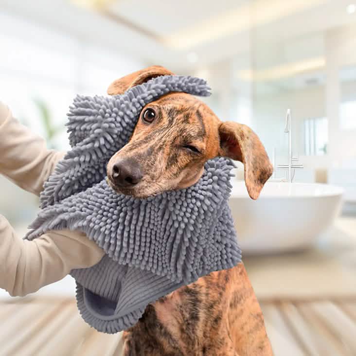 Wumarts Mat® Dog Grooming Bundle – Rubber Scrubbers, Doggy Dryer, Wumarts Mitt & Aloe Vera & Oatmeal Dog Shampoo for Itchy Skin Relief, Smelly Dogs & Sensitive Coats – 17 oz